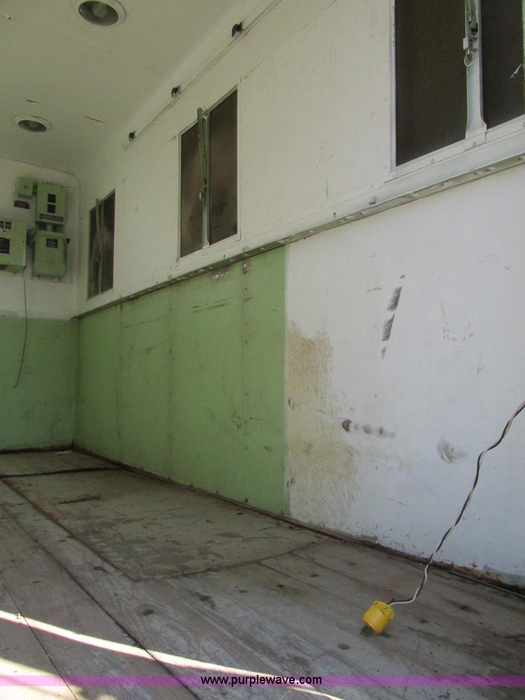 image for item H7601 1971 Jeep military truck