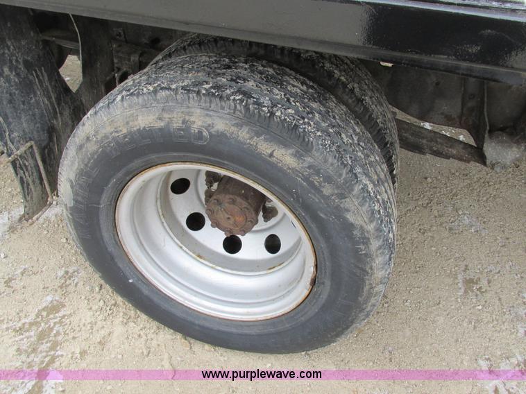 image for item H7607 1995 Ford E350 box van