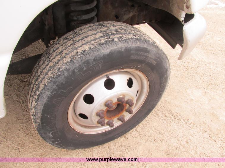 image for item H7607 1995 Ford E350 box van