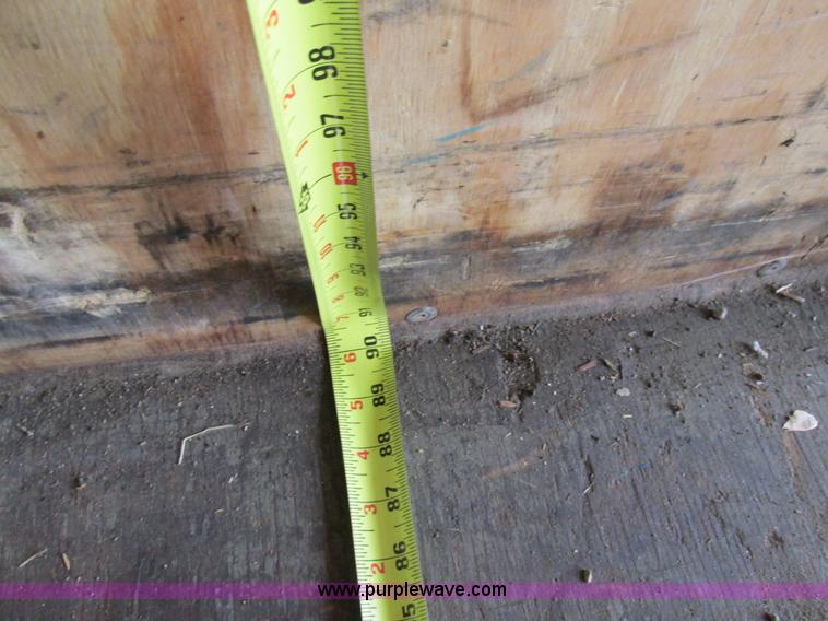 image for item H7607 1995 Ford E350 box van