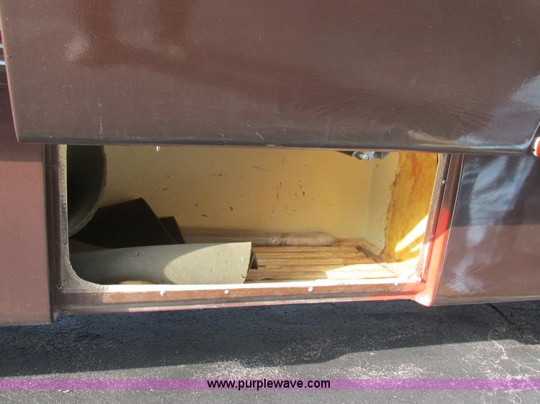 image for item H7614 1987 Country Coach recreational vehicle