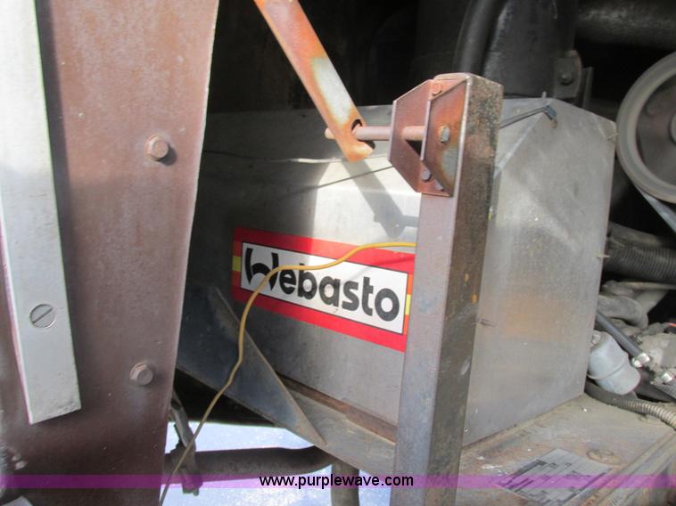 image for item H7614 1987 Country Coach recreational vehicle