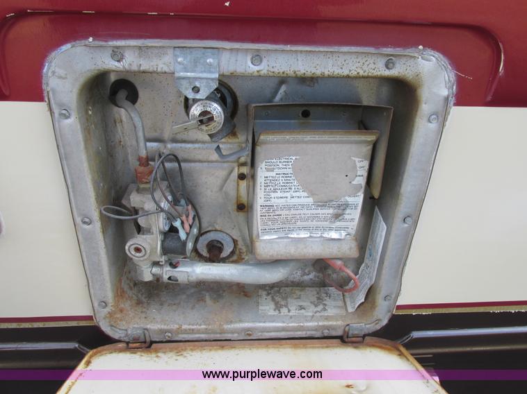 image for item H7614 1987 Country Coach recreational vehicle