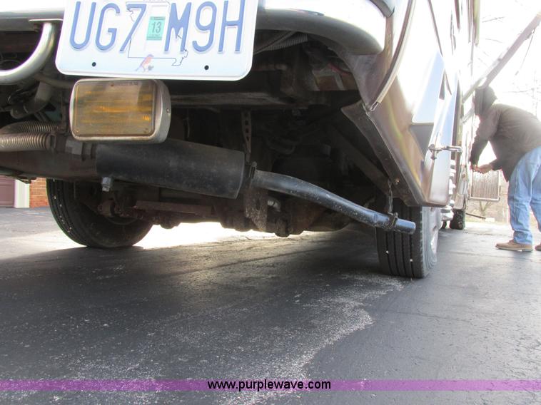 image for item H7614 1987 Country Coach recreational vehicle