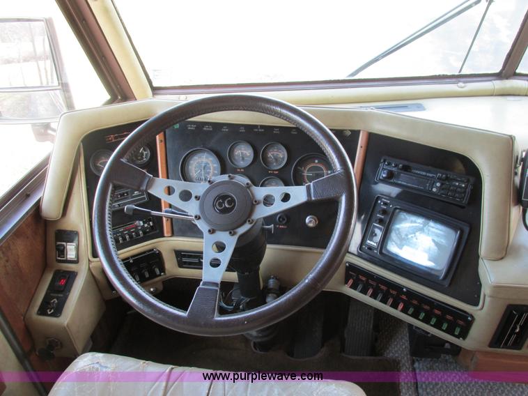 image for item H7614 1987 Country Coach recreational vehicle