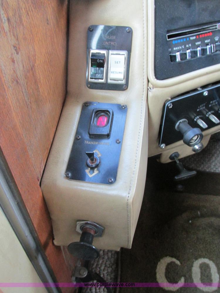 image for item H7614 1987 Country Coach recreational vehicle