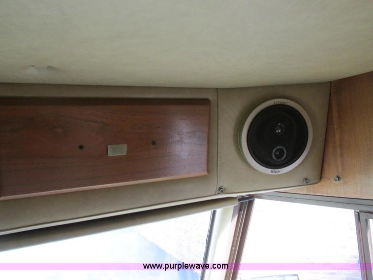 image for item H7614 1987 Country Coach recreational vehicle