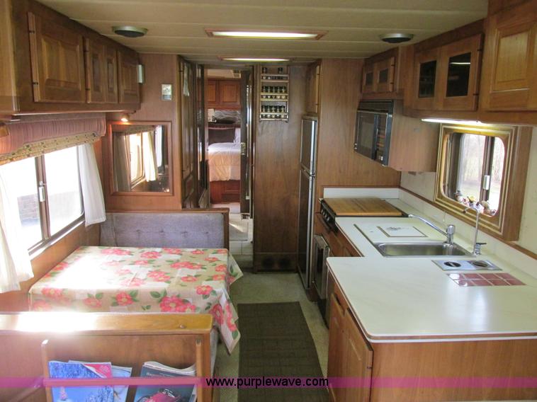 image for item H7614 1987 Country Coach recreational vehicle