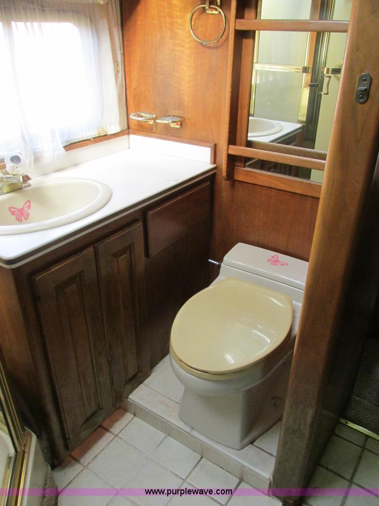 image for item H7614 1987 Country Coach recreational vehicle