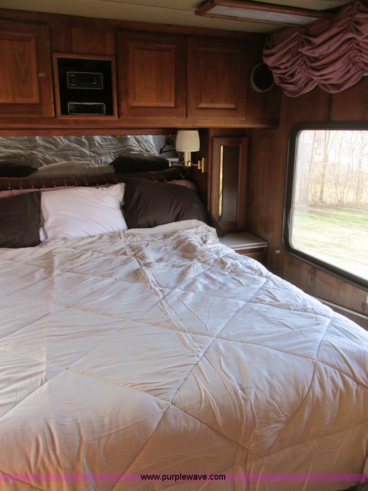 image for item H7614 1987 Country Coach recreational vehicle