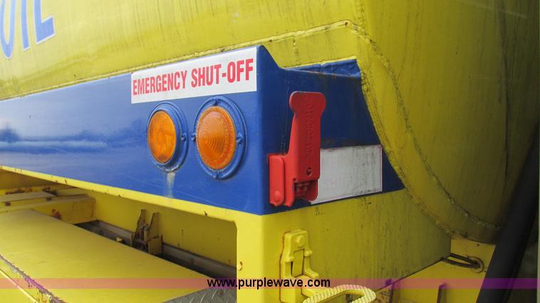 image for item I3113 1998 Freightliner FL70 Business Class fuel truck