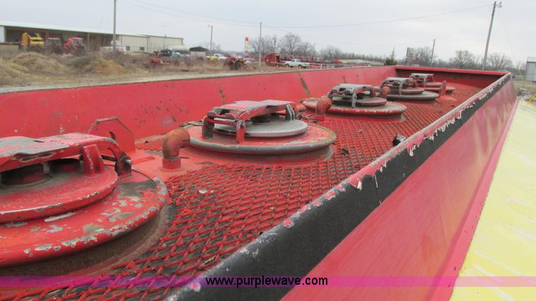 image for item I3113 1998 Freightliner FL70 Business Class fuel truck