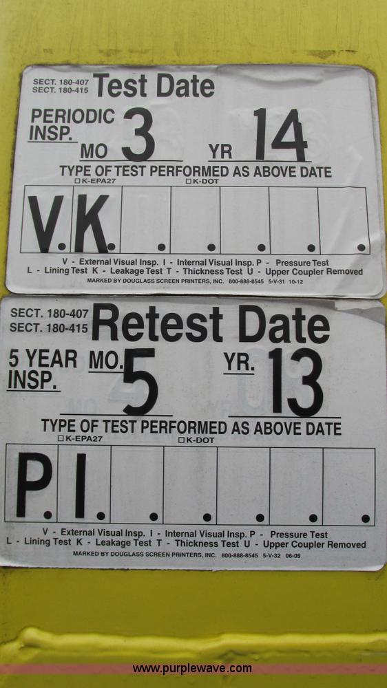 image for item I3113 1998 Freightliner FL70 Business Class fuel truck