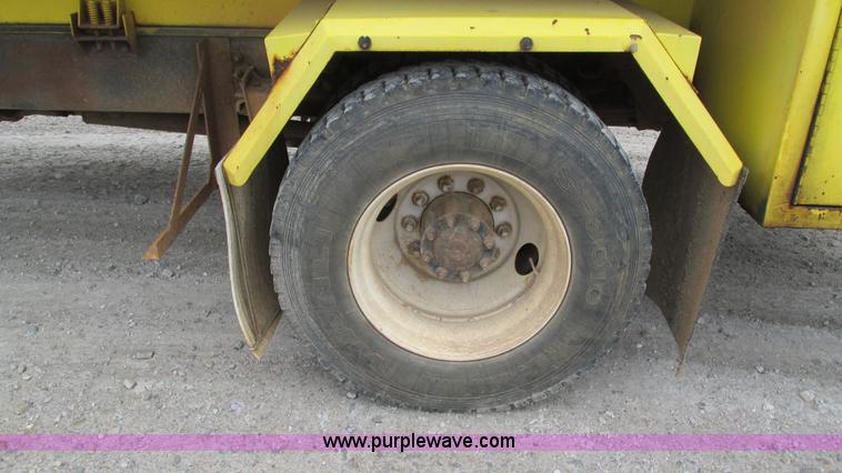 image for item I3114 1998 Freightliner FL70 Business Class fuel truck