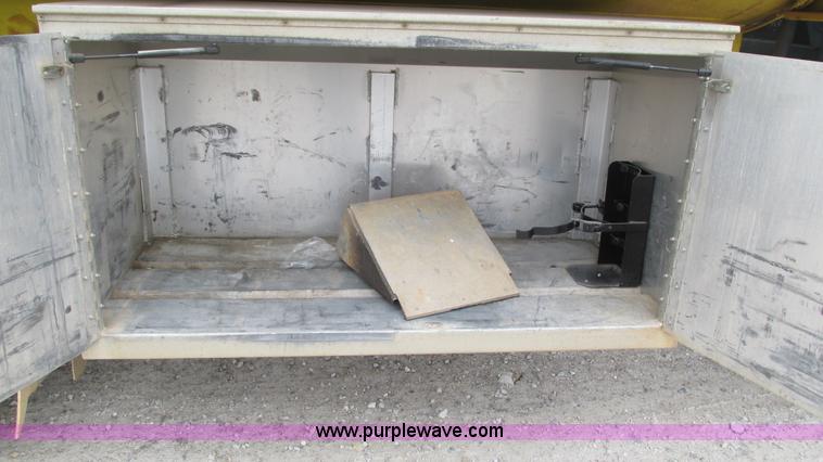 image for item I3114 1998 Freightliner FL70 Business Class fuel truck