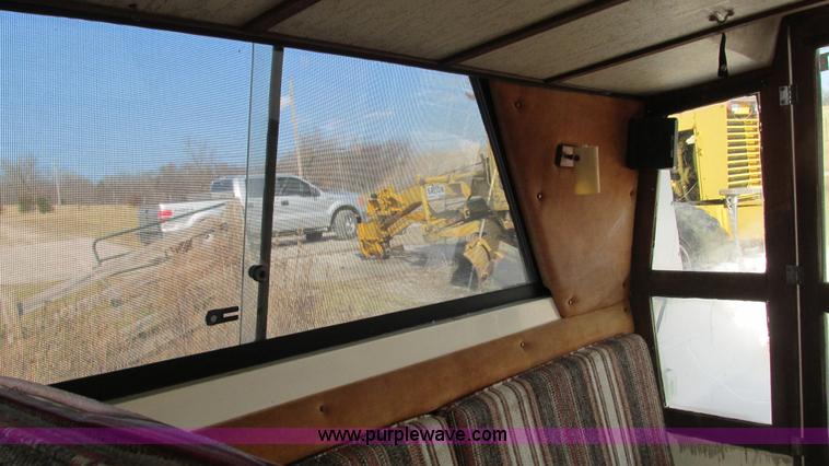 image for item I3115 1979 Bayliner Victoria 2750 boat