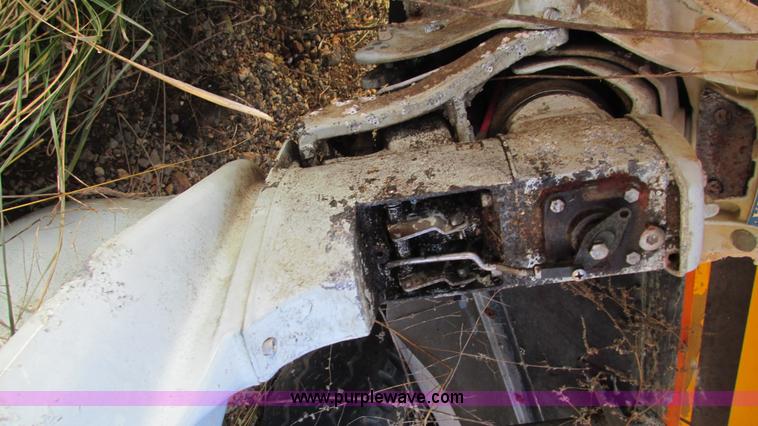 image for item I3115 1979 Bayliner Victoria 2750 boat