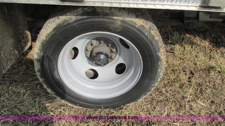 image for item I3117 1997 Chevrolet 3500 flatbed truck