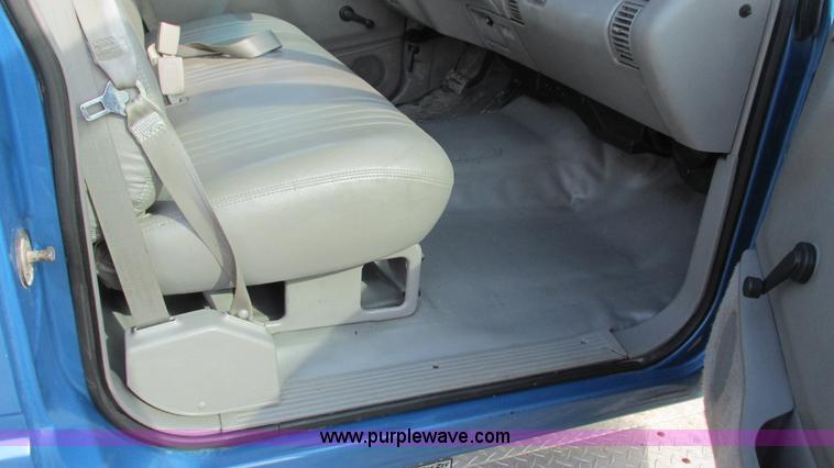 image for item I3117 1997 Chevrolet 3500 flatbed truck