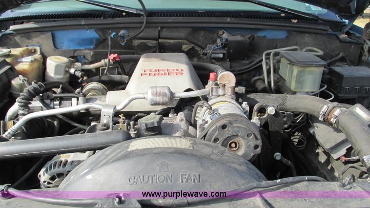 image for item I3117 1997 Chevrolet 3500 flatbed truck