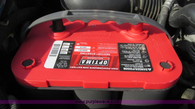 image for item I3117 1997 Chevrolet 3500 flatbed truck