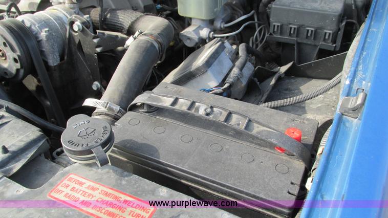 image for item I3117 1997 Chevrolet 3500 flatbed truck