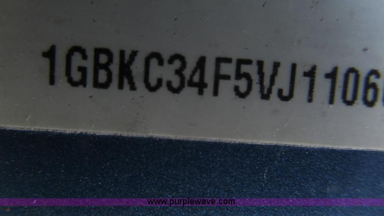 image for item I3117 1997 Chevrolet 3500 flatbed truck