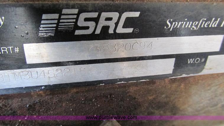 image for item I3119 1986 International 1954 flatbed truck