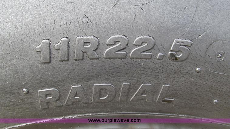 image for item I3120 1987 Mack DM686S flatbed truck