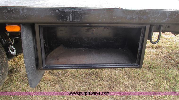 image for item I3120 1987 Mack DM686S flatbed truck