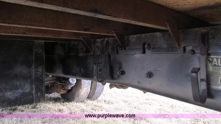 image for item I3120 1987 Mack DM686S flatbed truck