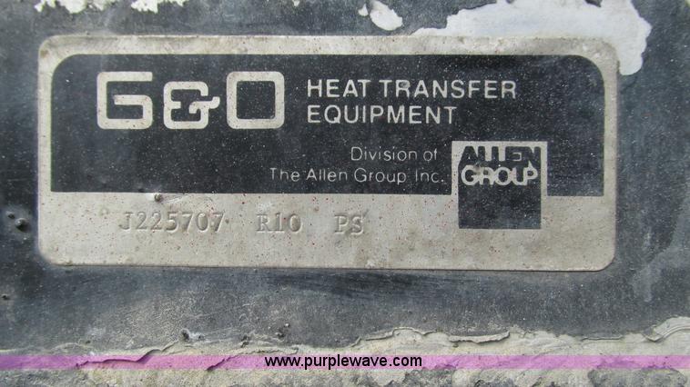 image for item I3120 1987 Mack DM686S flatbed truck