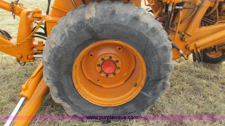 image for item I3121 1971 Case 580 backhoe