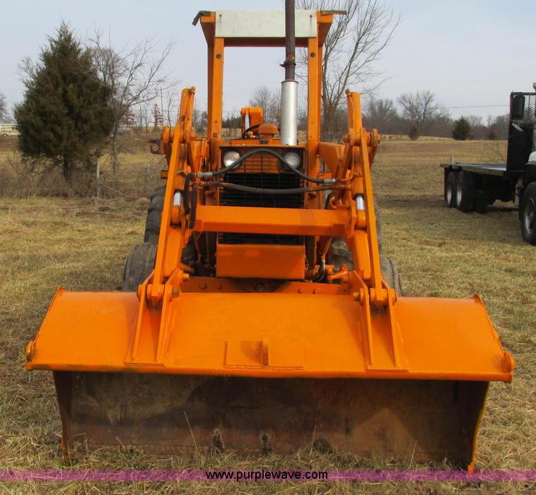 image for item I3121 1971 Case 580 backhoe