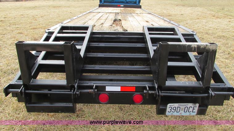 image for item I3122 1985 Blair trailer