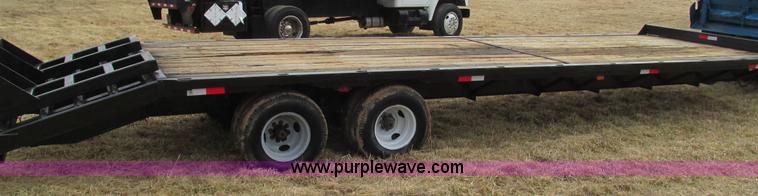 image for item I3122 1985 Blair trailer