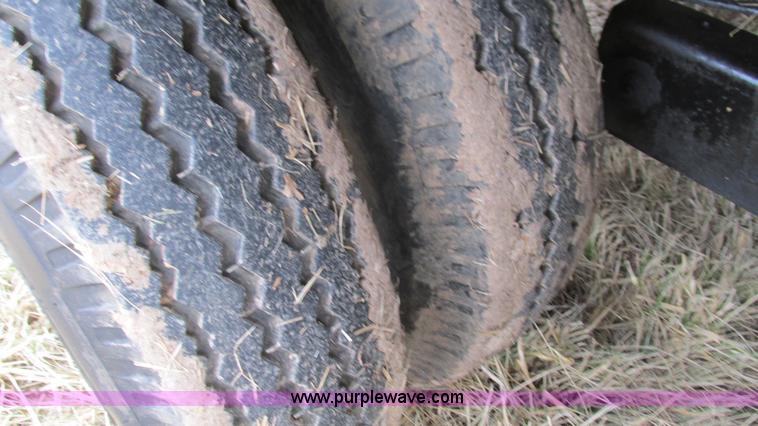 image for item I3122 1985 Blair trailer