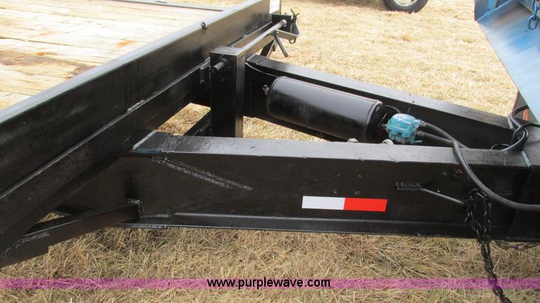 image for item I3122 1985 Blair trailer