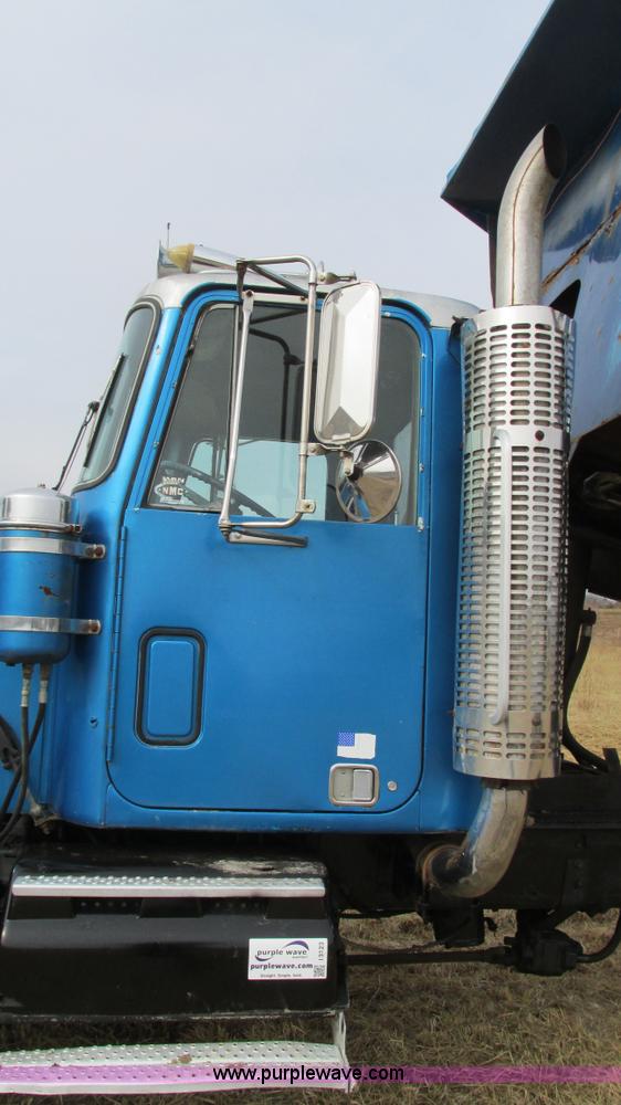 image for item I3123 1979 Chevrolet Bison dump truck