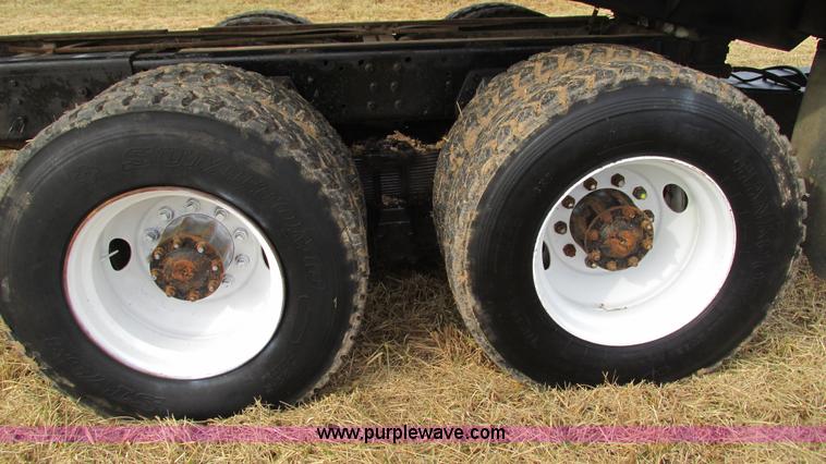 image for item I3123 1979 Chevrolet Bison dump truck