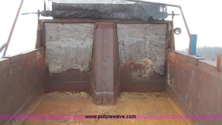 image for item I3123 1979 Chevrolet Bison dump truck