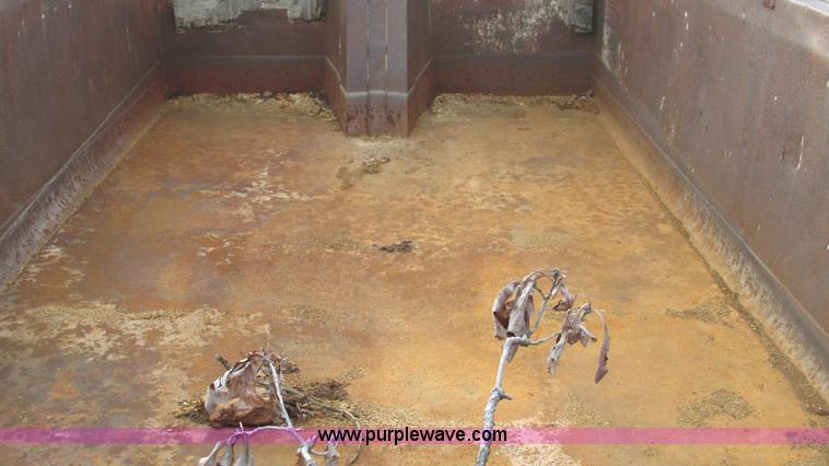 image for item I3123 1979 Chevrolet Bison dump truck