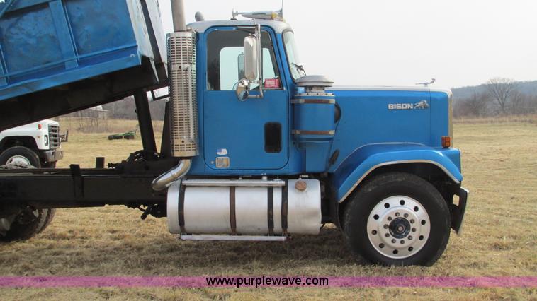 image for item I3123 1979 Chevrolet Bison dump truck