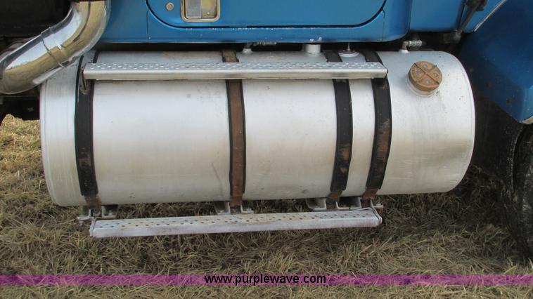 image for item I3123 1979 Chevrolet Bison dump truck