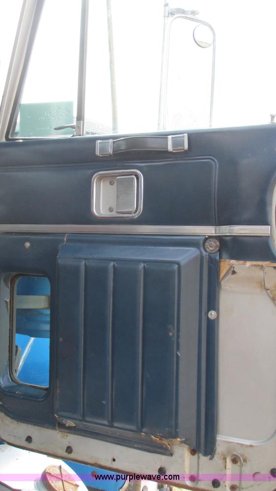 image for item I3123 1979 Chevrolet Bison dump truck