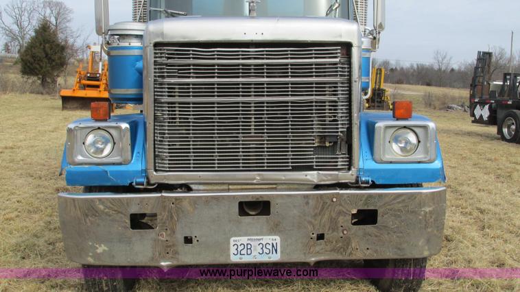 image for item I3123 1979 Chevrolet Bison dump truck