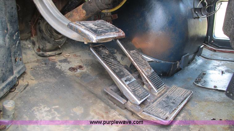 image for item I3123 1979 Chevrolet Bison dump truck