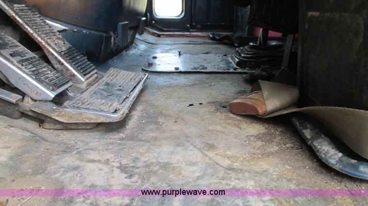 image for item I3123 1979 Chevrolet Bison dump truck