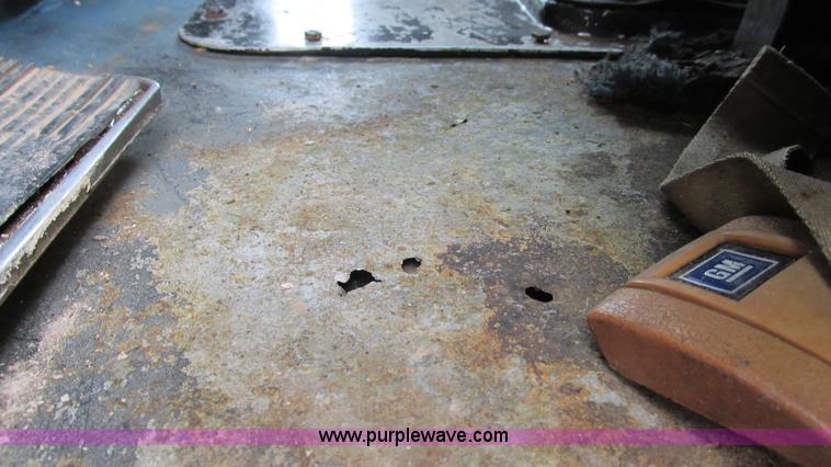 image for item I3123 1979 Chevrolet Bison dump truck