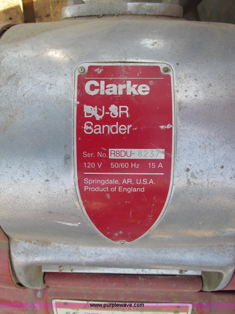 image for item I4071 Assorted tools